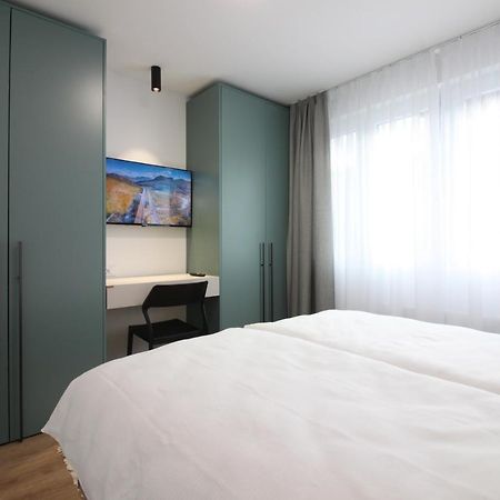 Meeting Point Apartment Сараево Экстерьер фото